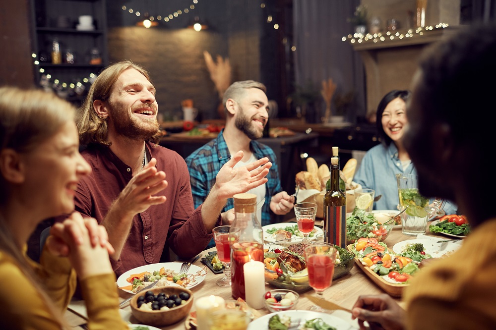 Essen mit Freunden